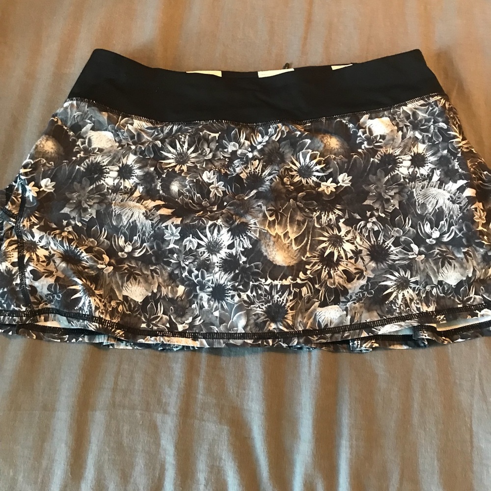 Lulemon skirt with shorts in the bottom.